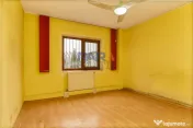 Spațiu comercial DE ÎNCHIRIAT 