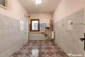Spațiu comercial DE ÎNCHIRIAT 
