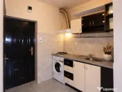 Mica garsoniera cu baie si bucatarioara, Nemobilata, Gheorgh 