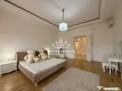 Apartament istoric de lux cu 3 camere de 130mp langa Prefectura - Bastion