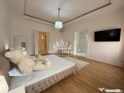 Apartament istoric de lux cu 3 camere de 130mp langa Prefectura - Bastion