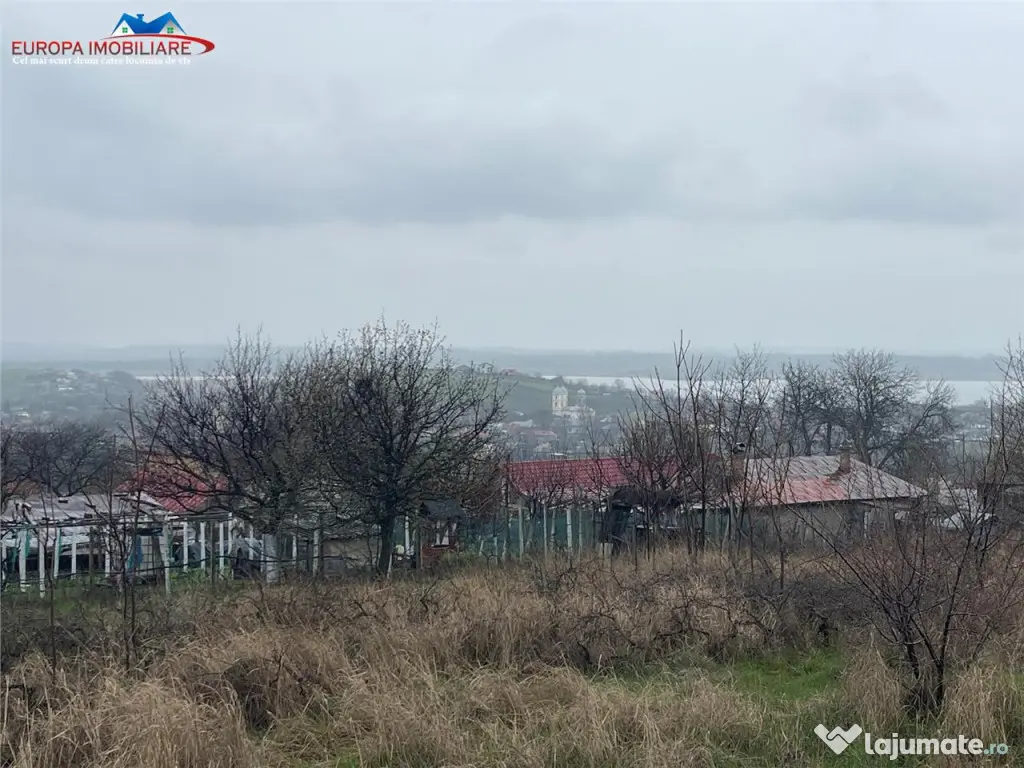 Teren de in localitatea Parches-Jud. Tulcea