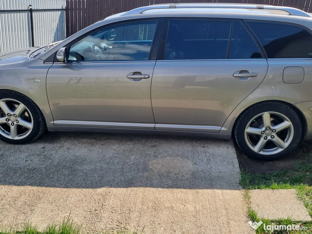 Toyota Avensis Facelift 177 CP - Piele - Istoric curat - Accept test