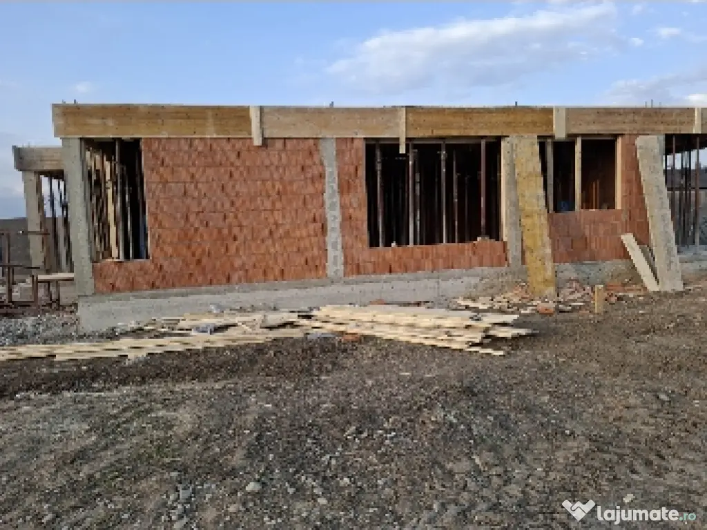 Persoană fizică vând casă nouă în Santandrei Oradea Bihor