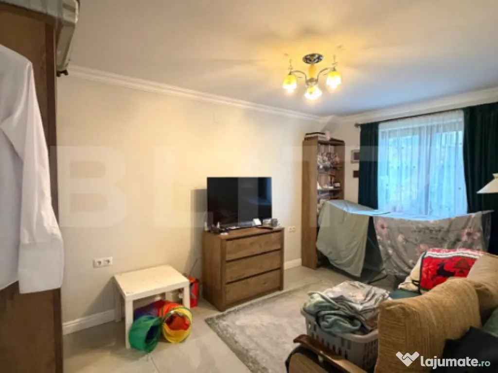 Casa individuala 177 mp, 5 camere, teren 366 mp, zona Parc C