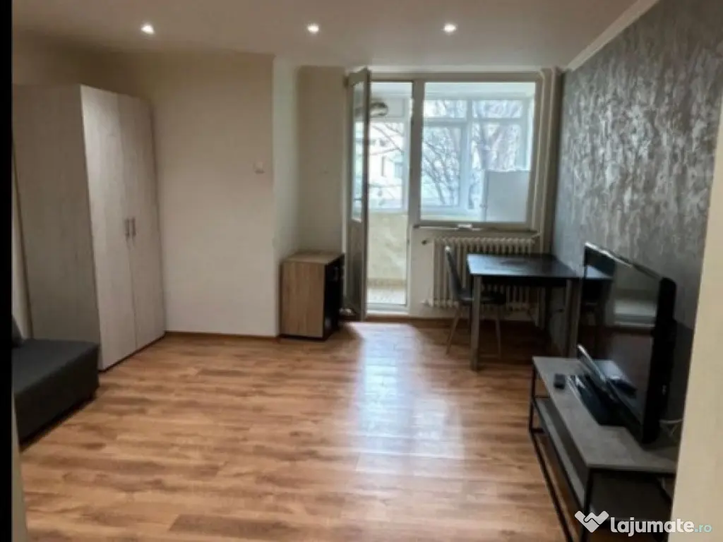 Garsonieră, Tătărași - Flora, etajul 1, mobilată și utilată