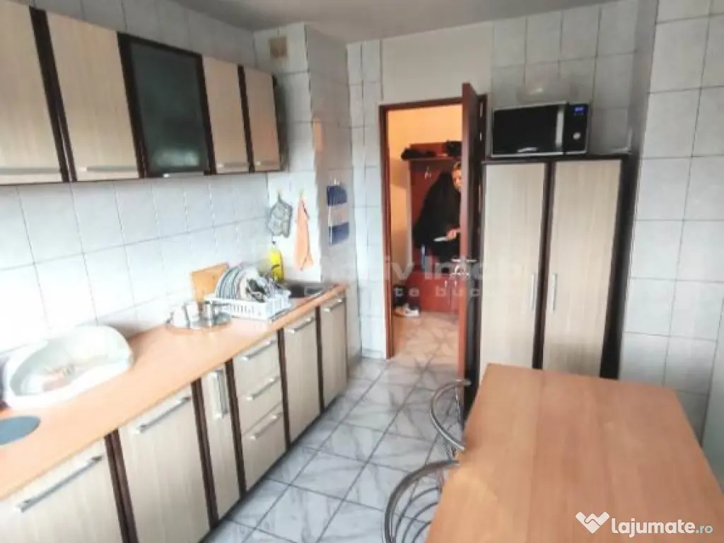 - 3 camere decomandat - Drumul Sarii - metrou - Orizont -