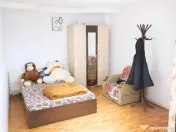 //CASA DE // STREJNIC//