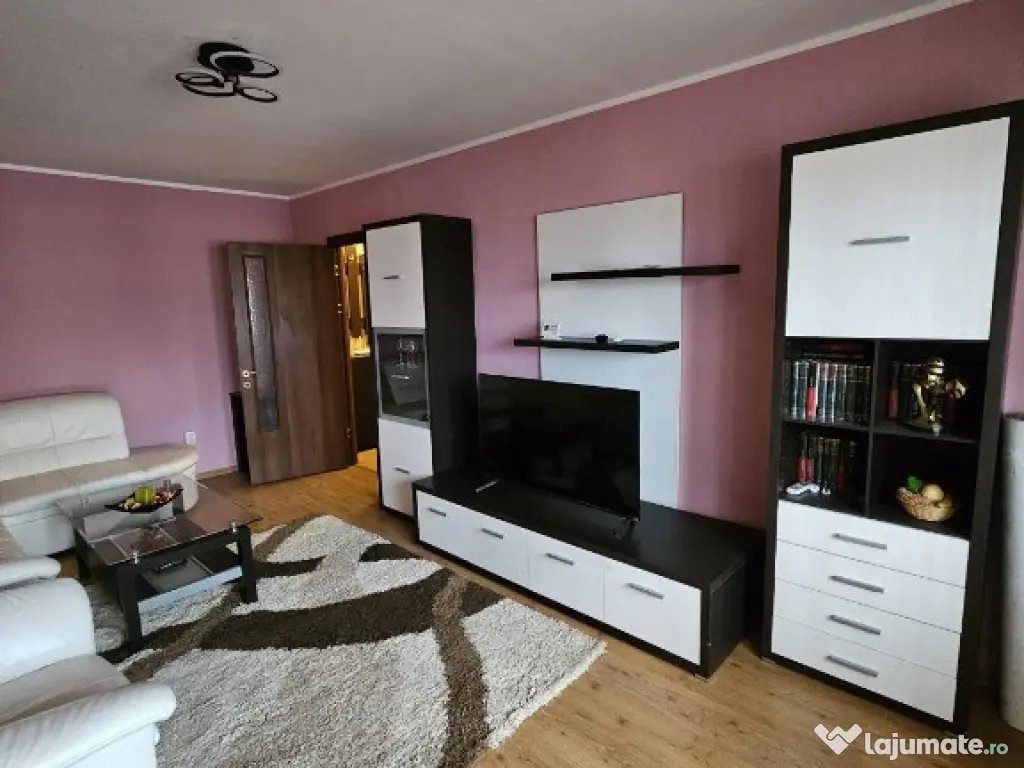 Se inchiriaza apartament 2 camere lux 60 m2 super zona Centrala