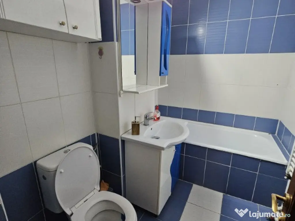 Se inchiriaza apartament 2 camere lux 60 m2 super zona Centrala