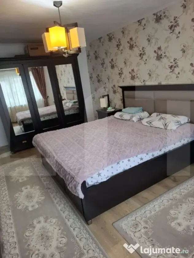 Apartament cu 3 camere | Botosani - zona Centrala
