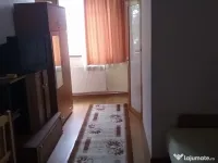 Inchiriez camera cu baie la vila in Bucium 