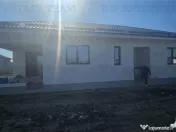 Casa parter 4 camere incalzire in pardoseala in Domnesti 