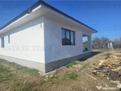 Casa parter 4 camere incalzire in pardoseala in Domnesti 