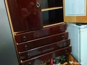 Vând urgent 2 corpuri de mobilier si un cadou!!!