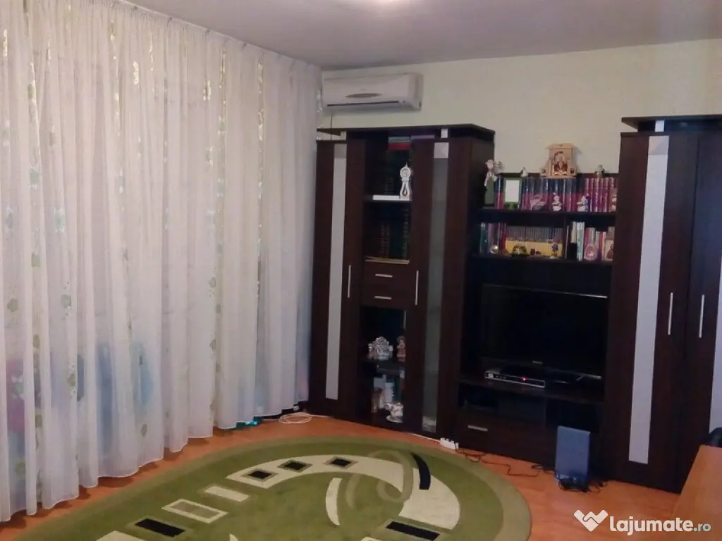 De vanzare garsoniera Giulesti