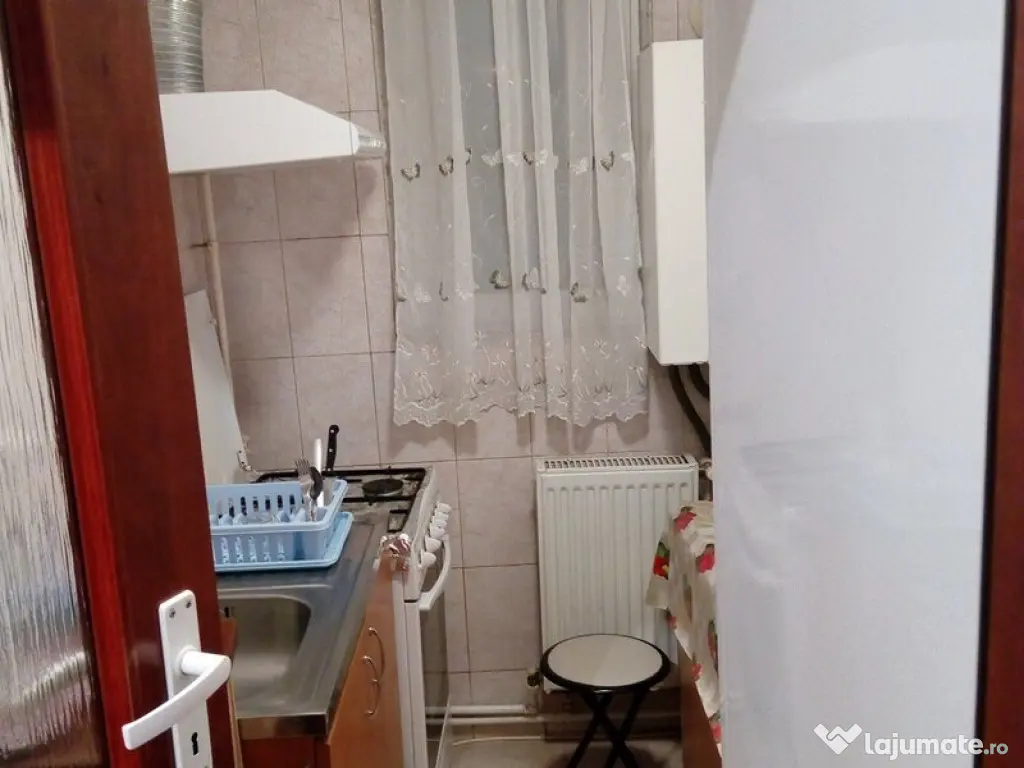 De vanzare garsoniera Giulesti