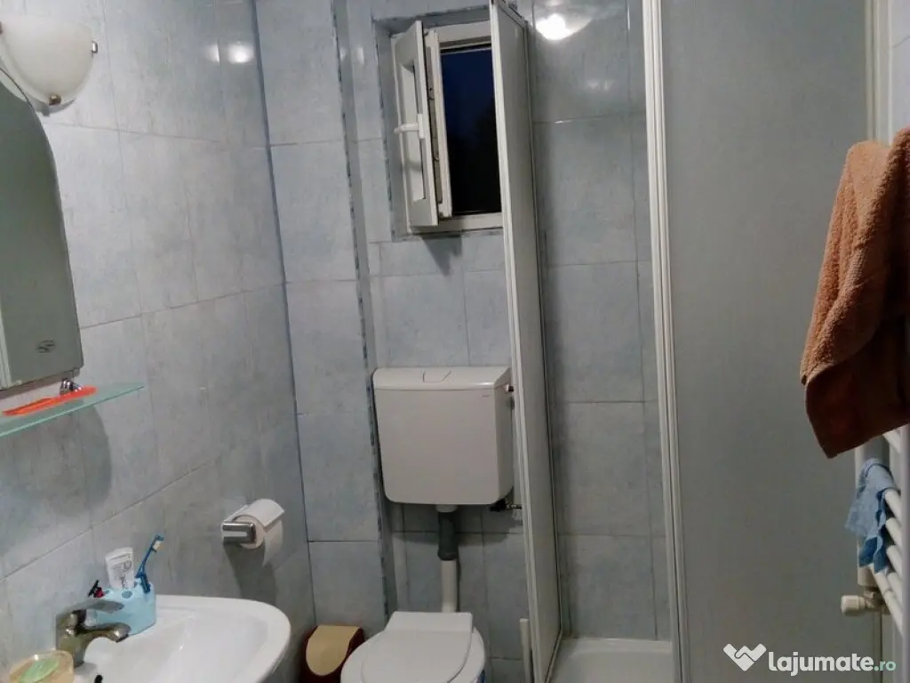 De vanzare garsoniera Giulesti