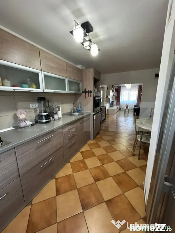Apartament de vânzare – 4 camere, 85 mp, etaj 2, zonă ce - Dej (Cluj)