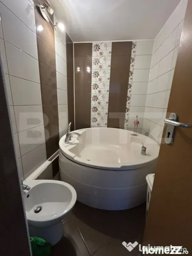 Apartament de vânzare – 4 camere, 85 mp, etaj 2, zonă ce - Dej (Cluj)