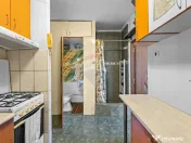 Garsoniera de vânzare zona UTA, etaj 2 