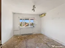 Garsoniera de vânzare zona UTA, etaj 2