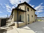 Casă / Vilă Golesti