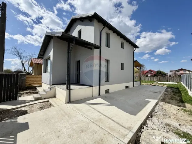 Casă / Vilă Golesti