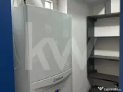 Apartament 4 camere transformat in 3 camere Calea Bucuresti 