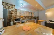Apartament închiriere 3 camere cu terasa ARED UTA