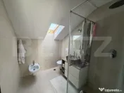 Casa cu 4 camere,baie, bucatarie, teren 800 mp 