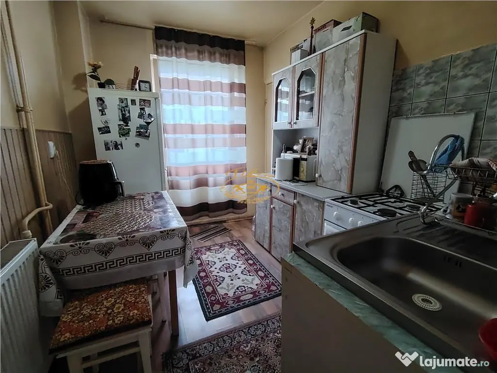 Apartament 4 camere (Gheorgheni, Cart. Bucin 17/B)