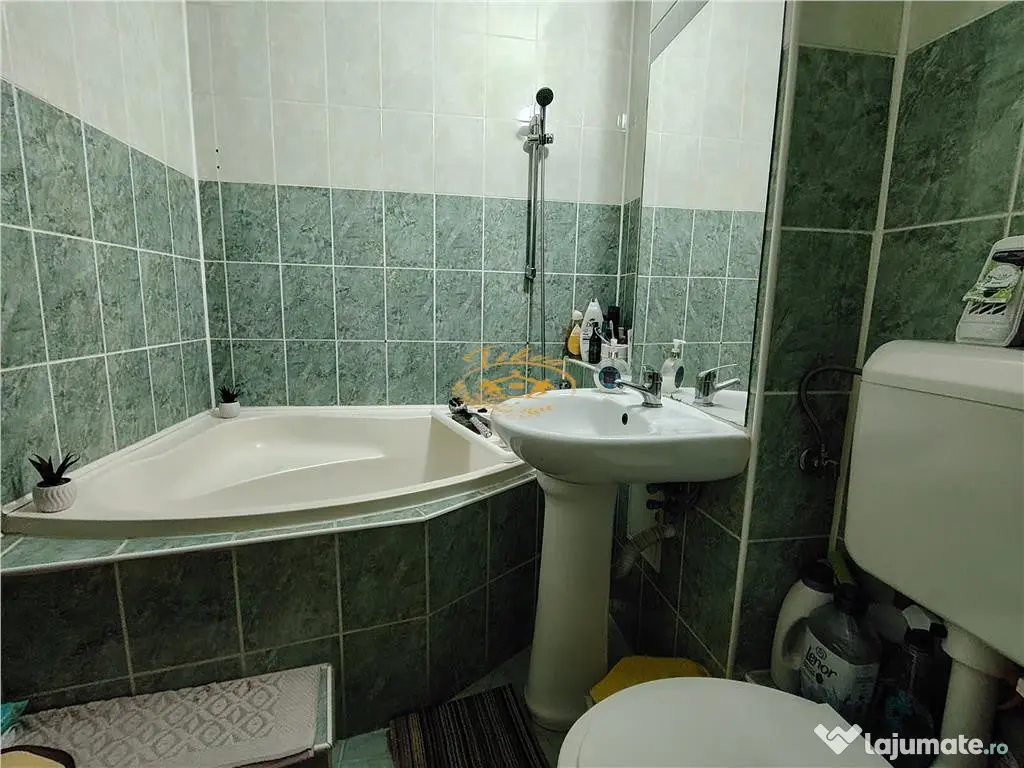 Apartament 4 camere (Gheorgheni, Cart. Bucin 17/B)