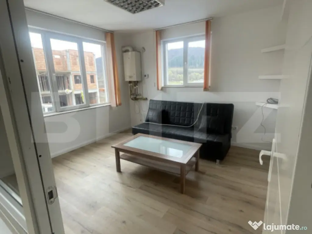 Spațiu comercial de vanzare / birouri de închiriat – Nă