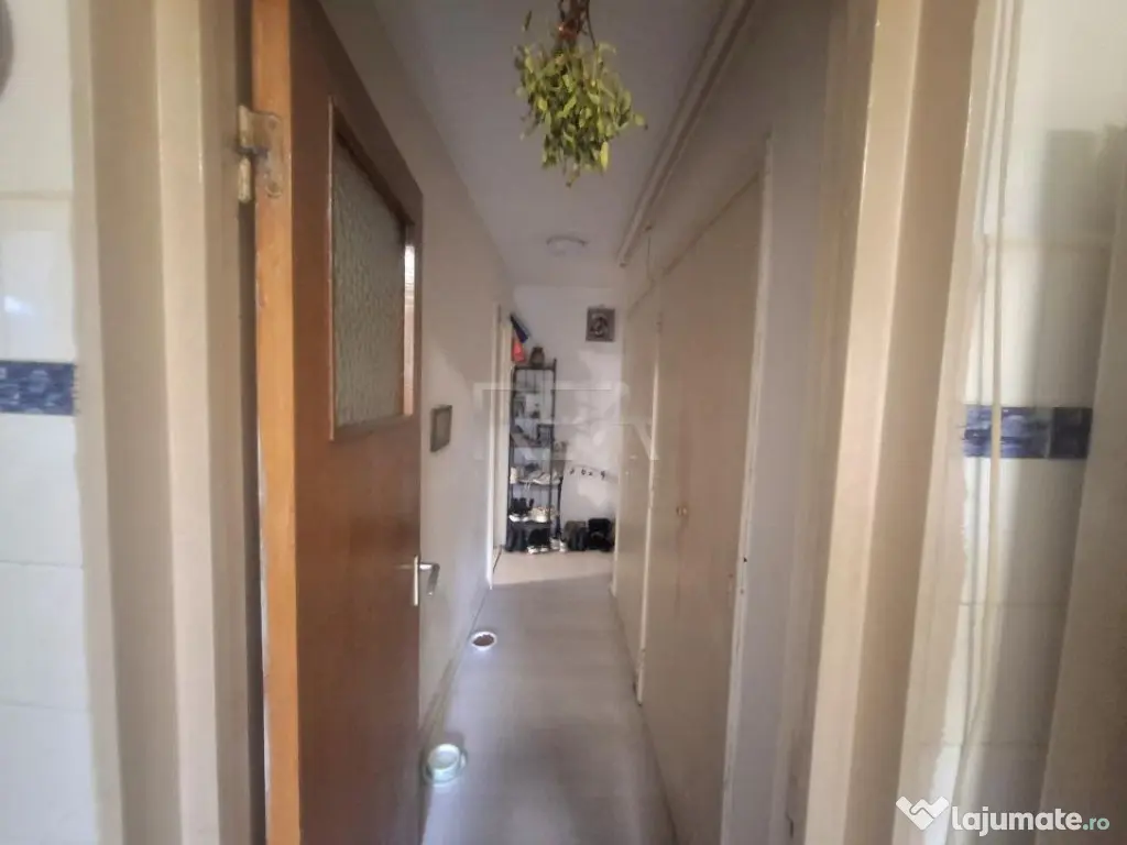 2 camere, et 1/10- Favorit, Drumul Taberei