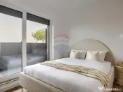 Apartament modern cu terasă, prima închiriere + loc de ... 