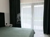 Apartament nou, 3 camere cu loc de parcare si curte situat 