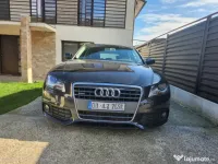 Audi  A4  quattro 