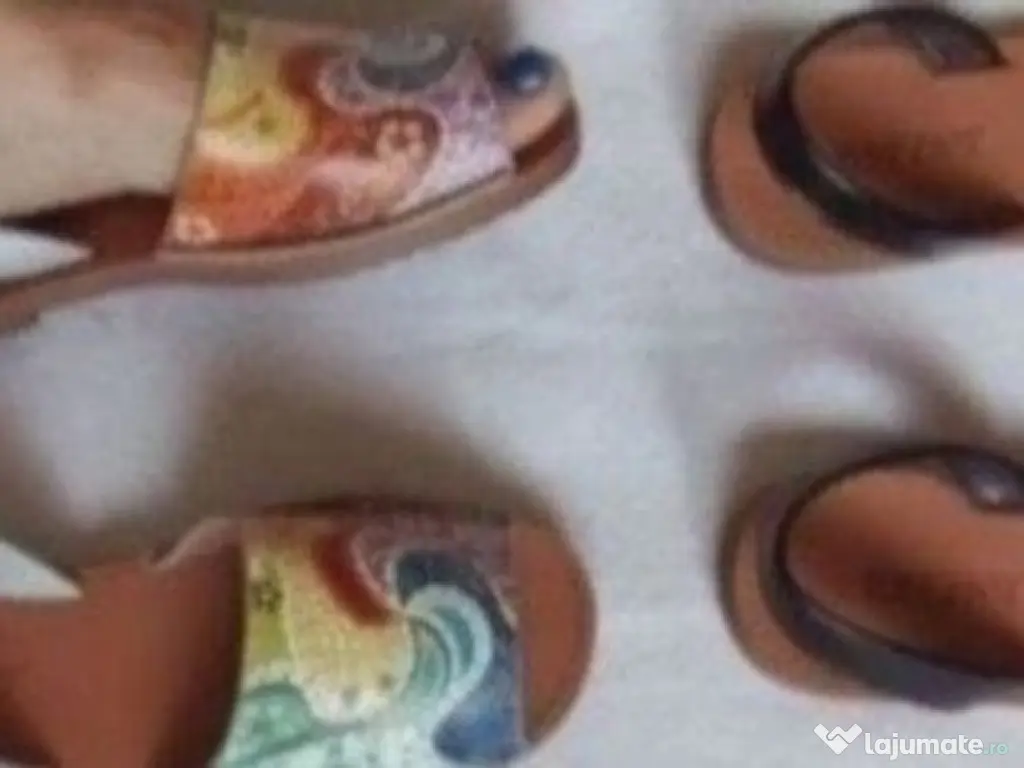 2 perechi sandale dama 39