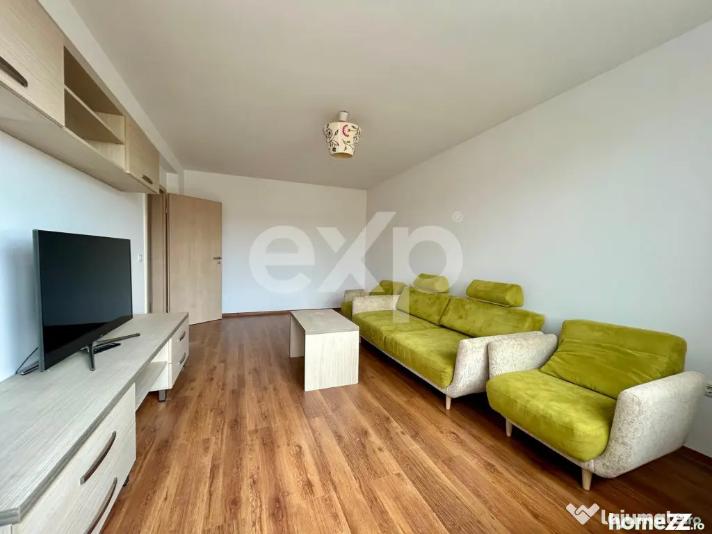 Apartament 2 camere de vânzare – Tractorul, loc parcare 1