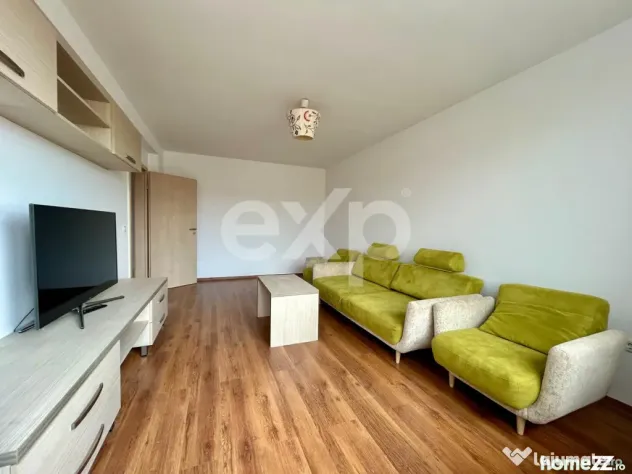 Apartament 2 camere de vânzare – Tractorul, loc parcare 1