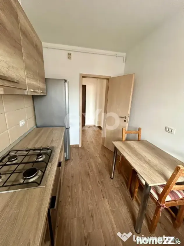 Apartament 2 camere de vânzare – Tractorul, loc parcare 1