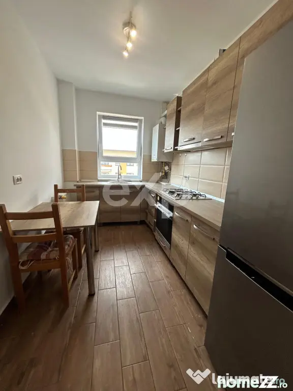 Apartament 2 camere de vânzare – Tractorul, loc parcare 1