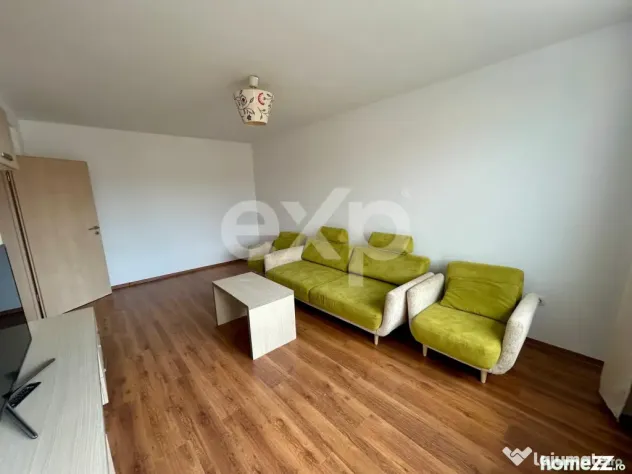 Apartament 2 camere de vânzare – Tractorul, loc parcare 1