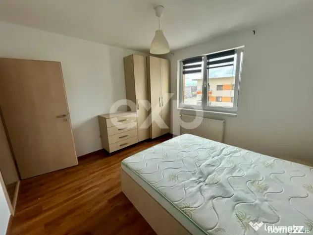 Apartament 2 camere de vânzare – Tractorul, loc parcare 1