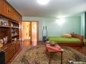 Pe incantare florala, casa cu 5 camere, curte individuala - 