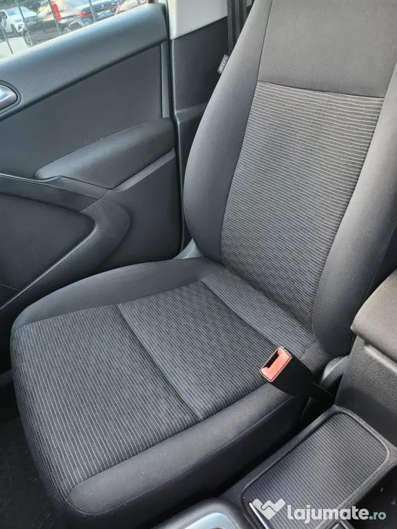 VOLKSWAGEN Tiguan 2012 — imagine 18