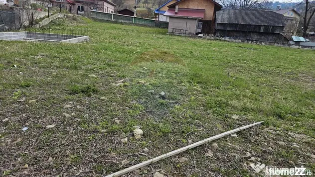 Teren 1,520mp Hangu / Strada Principala