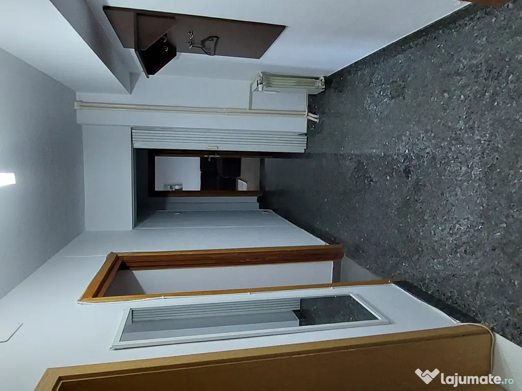 Particular inchiriez apartament 2 camere pe Bd. Unirii