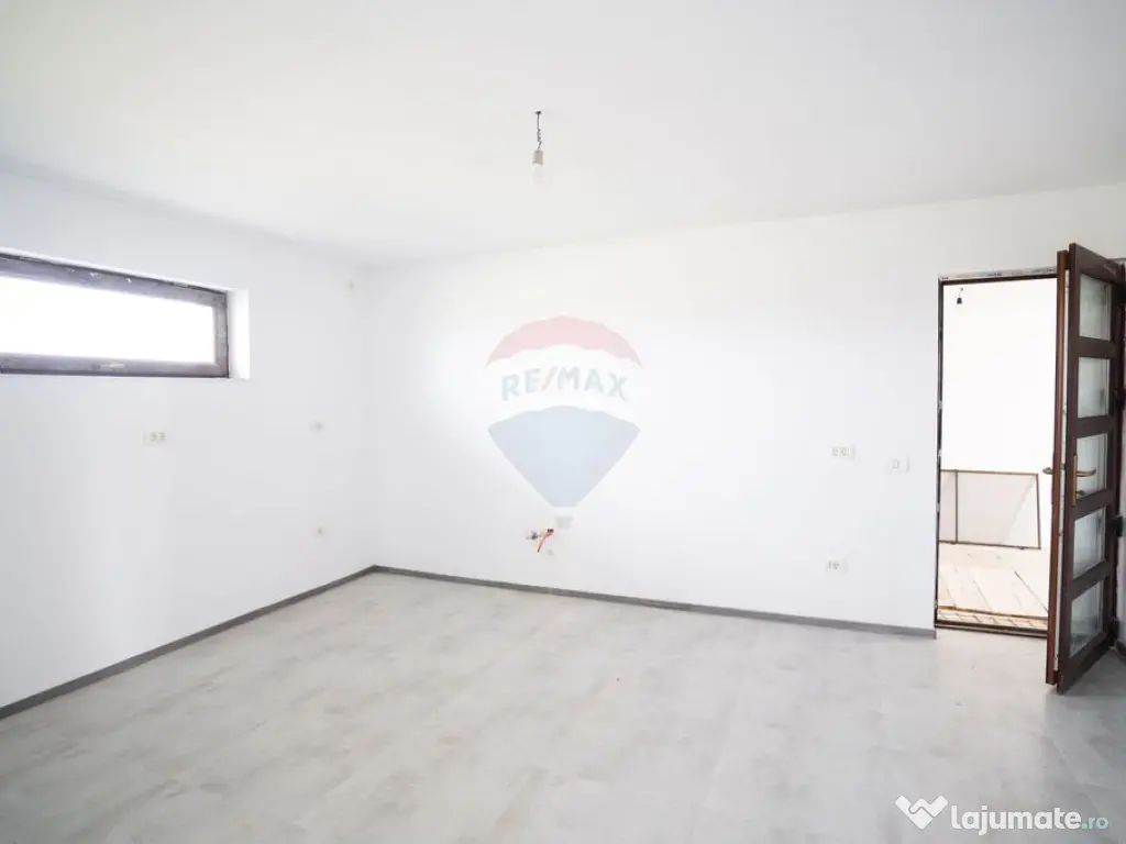 Casă nouă P+M, 160 mp utili | 1.000 mp teren | Bradu ??...